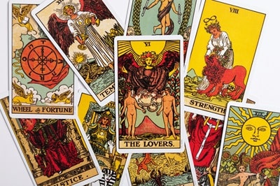 Tarot Readings & Card Guidance for Spiritual Insights in the USA